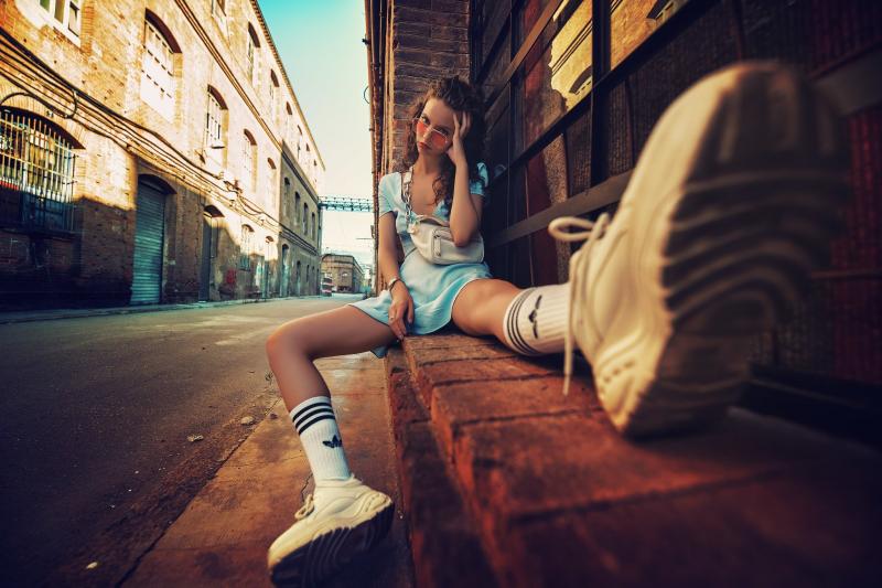 Looking for Affordable Kicks This Year. 15 Tips to Get Stylish Sneakers on a Budget