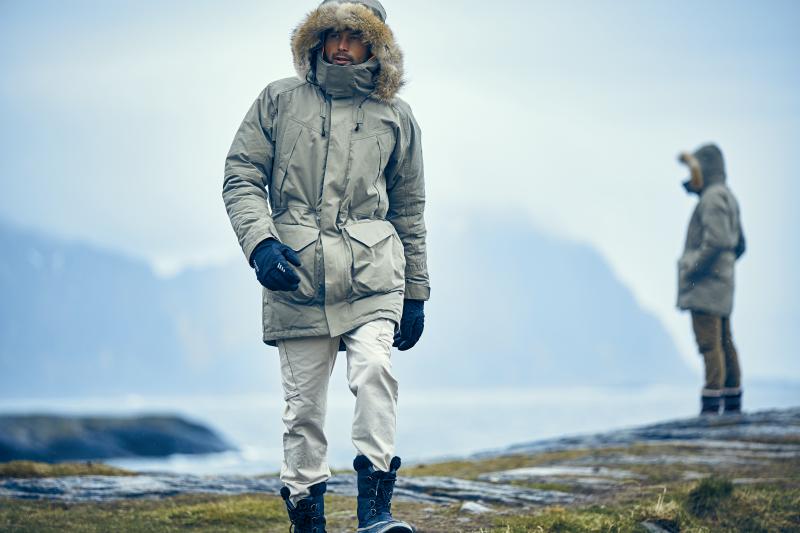 Looking for an Amazing Winter Jacket. This Stylish North Face Style is a Must-Have