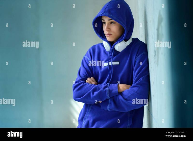Looking for an Orange Syracuse Hoodie This Year. Discover 15 Must-Have Styles
