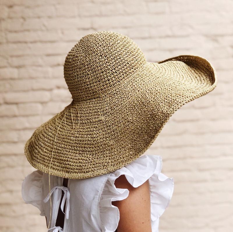 Looking for Beach Hats That Fit Your Big Head. Here Are 15 Stylish Options