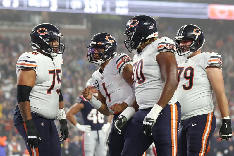 Looking for Bears Gear Nearby: Captivate Fans with Official Chicago Bears Apparel