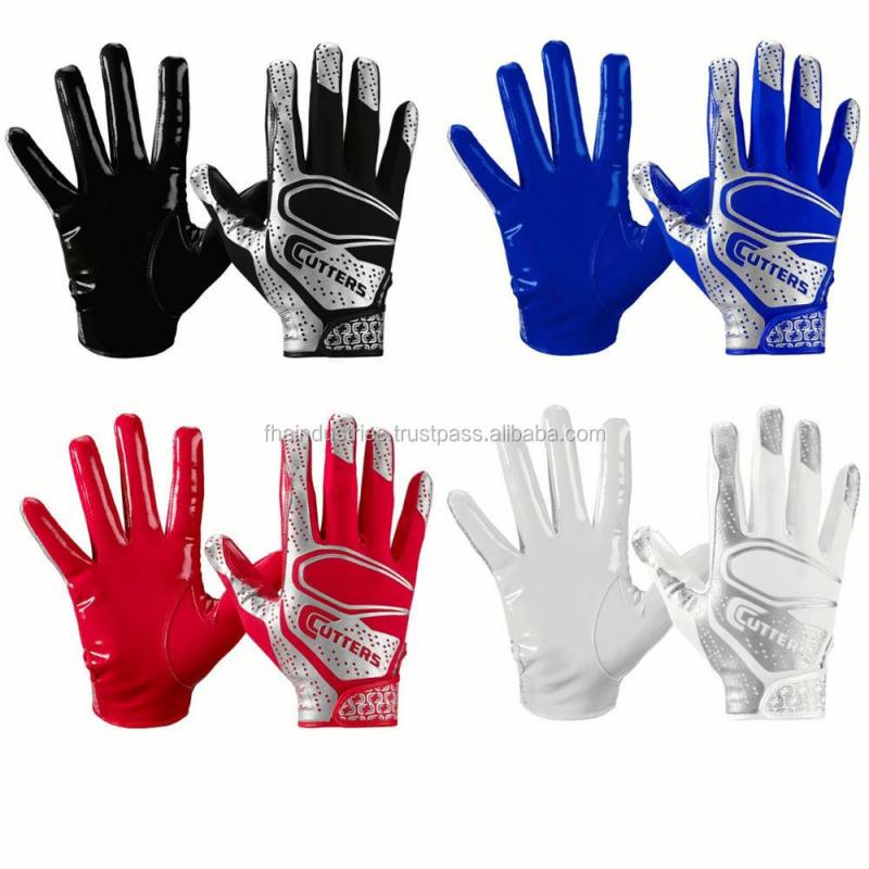 Looking for Black Football Gloves This Year. Find the Perfect Pair With These Tips