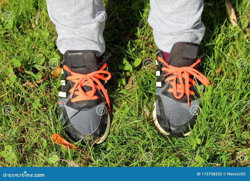 Looking for Bright Footwear this Season. Try These Orange Running Shoes