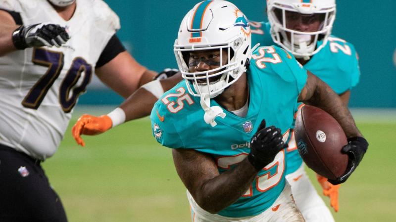 Looking for Cheap Miami Dolphins Gear This Season. Here are 15 Tips to Find Amazing Deals
