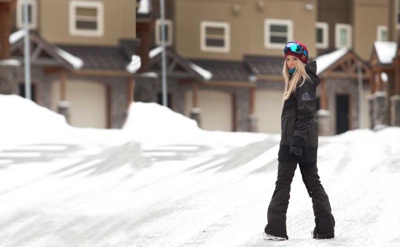 Looking for Cheap Ski Clothes This Winter. Top 15 Affordable Ski Outfits That Won