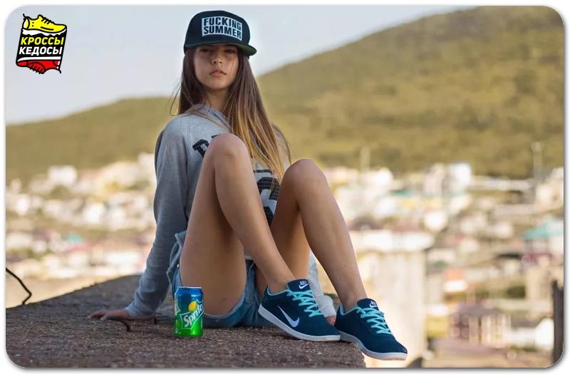 Looking for Cheap Youth Sneakers This Year. Try These Top Picks