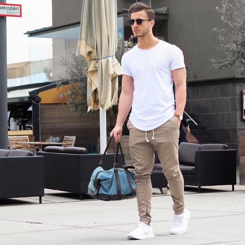 Looking for Comfort at The Office: 15 Ways Joggers Transform Your Work Wardrobe