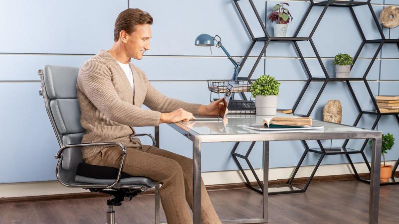Looking for Comfort at The Office: 15 Ways Joggers Transform Your Work Wardrobe