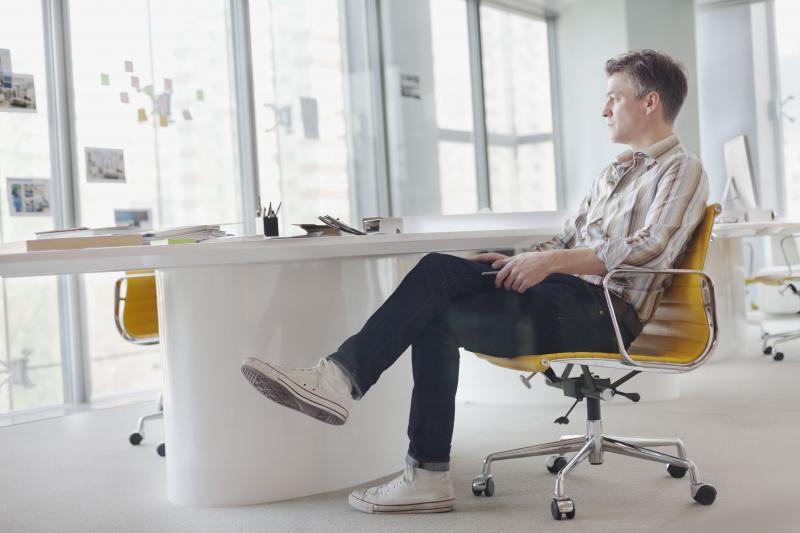 Looking for Comfort at The Office: 15 Ways Joggers Transform Your Work Wardrobe