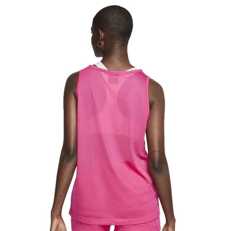 Looking for Comfort on Hot Summer Days: Nike Dri Fit Sleeveless Shirts Are Game Changers