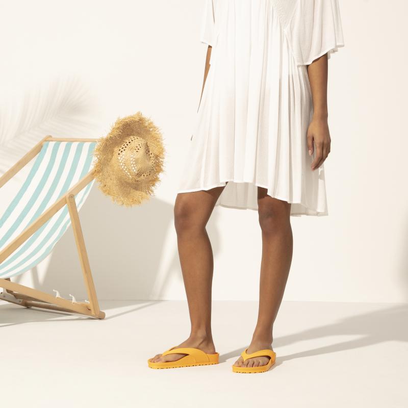 Looking for Comfortable Sandals This Summer. Discover the Birkenstock Honolulu
