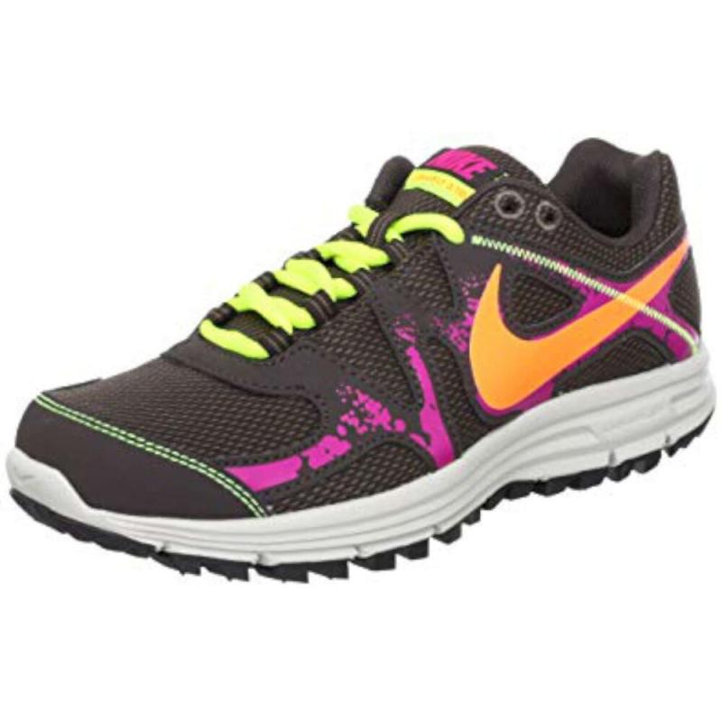 Looking for Comfortable Shoes: Find out Why Nike Lunarfly is the Ultimate Women