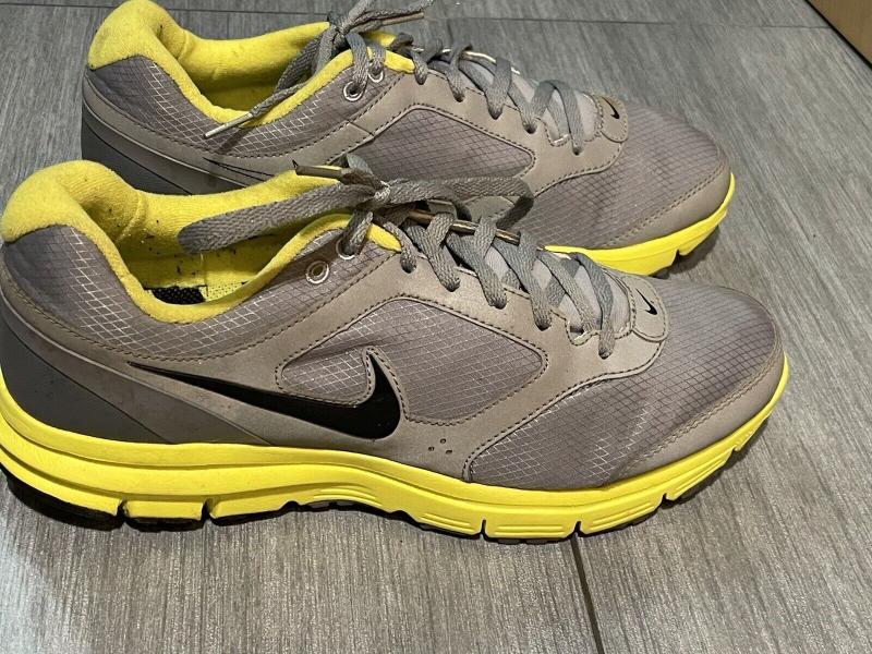 Looking for Comfortable Shoes: Find out Why Nike Lunarfly is the Ultimate Women