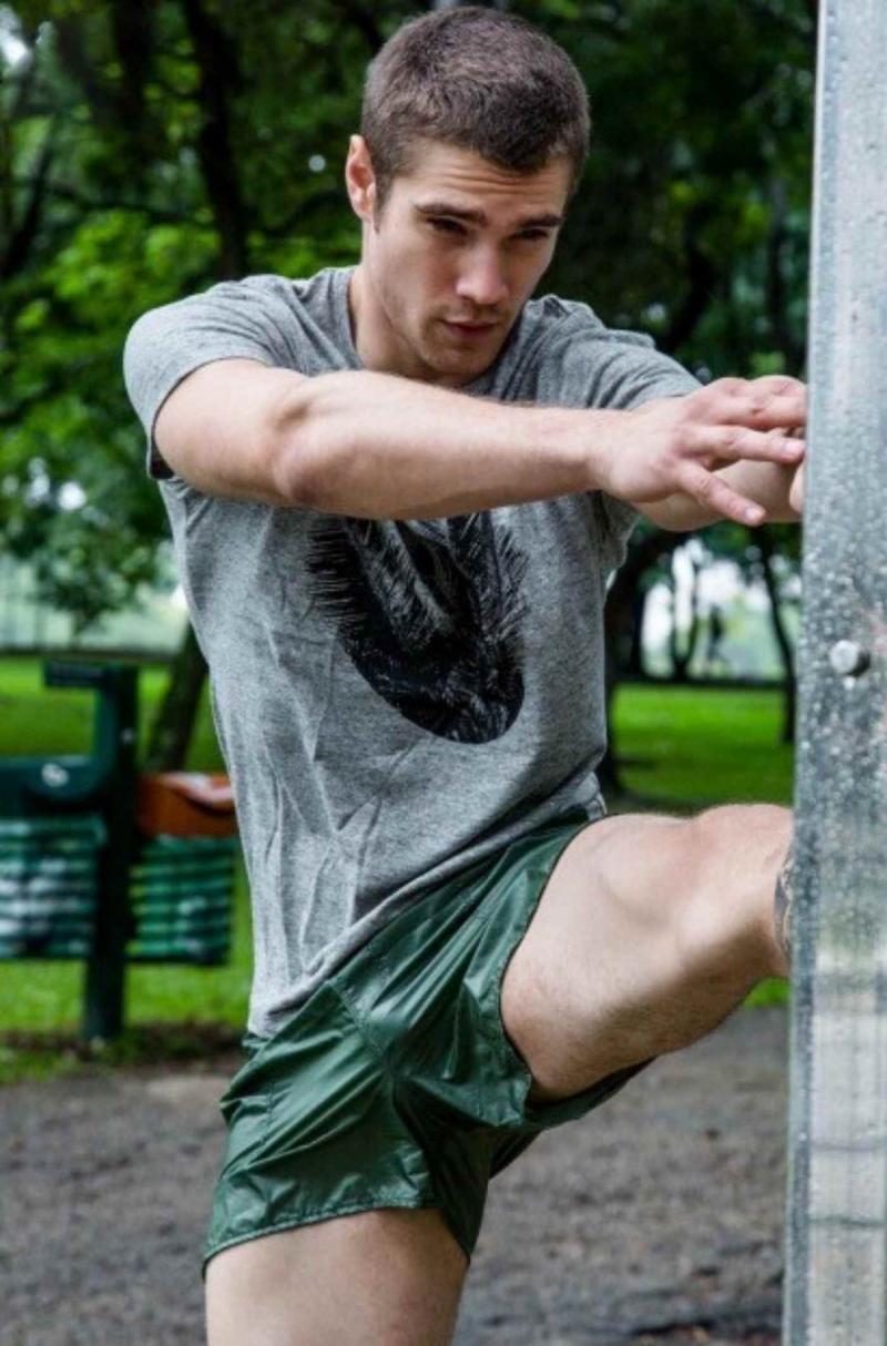 Looking for Comfortable XL Running Shorts. Check Out These 15 Styles Big Guys Love
