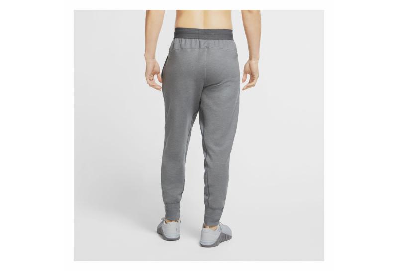 Looking for Comfortable yet Stylish Pants: How Nike