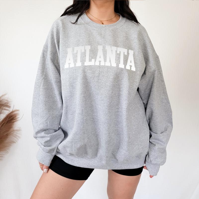 Looking for Comfy and Stylish Plus Size Hoodies for Women. Find The Perfect Cozy Sweatshirt Here