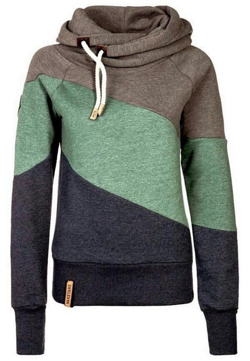 Looking for Comfy and Stylish Plus Size Hoodies for Women. Find The Perfect Cozy Sweatshirt Here