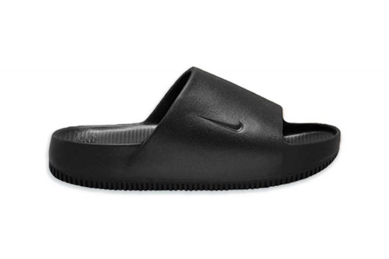 Looking for Cozy Slide Sandals to Rock This Summer. Discover Why Nike Kawa Slides are the Hottest Slides of 2023