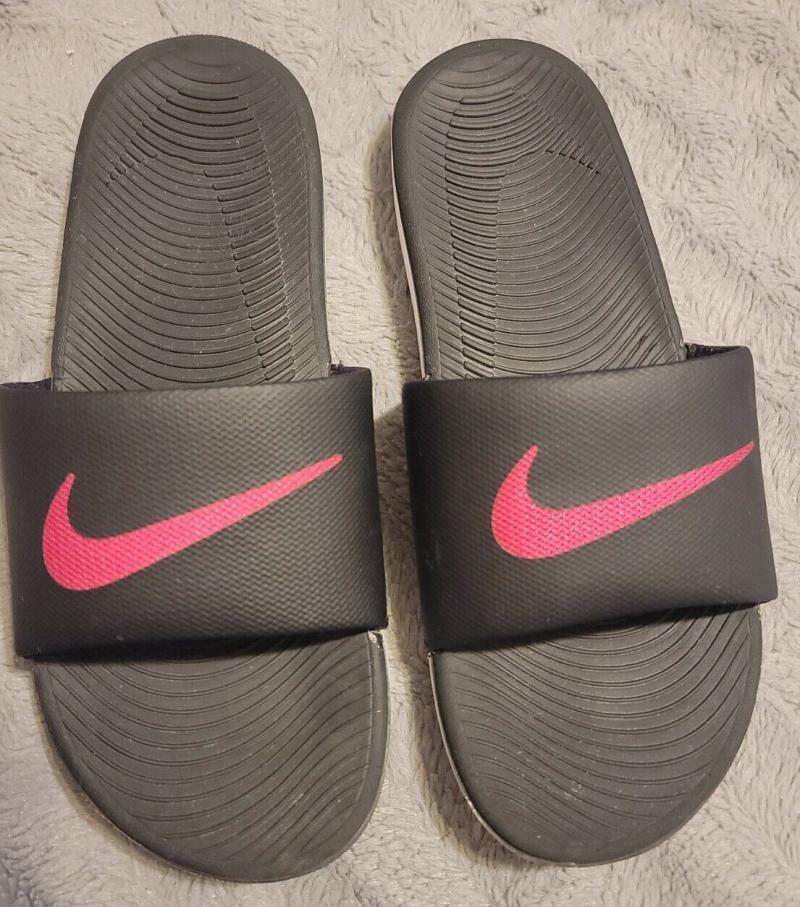 Looking for Cozy Slide Sandals to Rock This Summer. Discover Why Nike Kawa Slides are the Hottest Slides of 2023