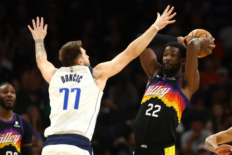 Looking for Deandre Ayton Gear This Season. Find the Top Jerseys & Shirts Here