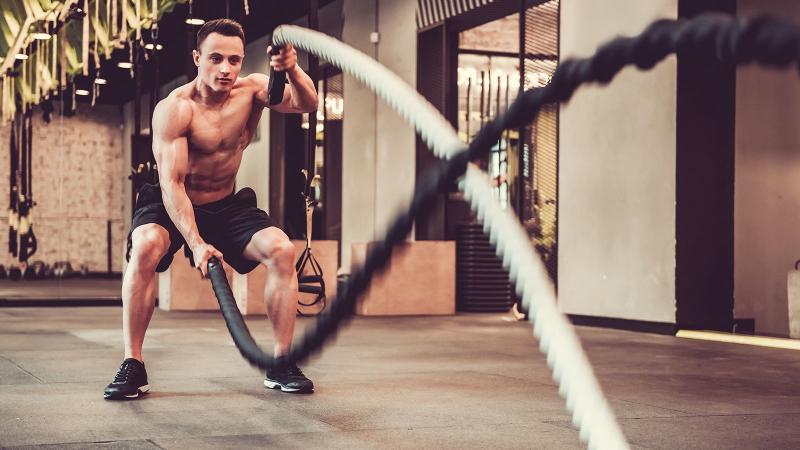 Looking For Form-Fitting Workout Bottoms Guys: Why Tight Gym Pants Are Key For Men