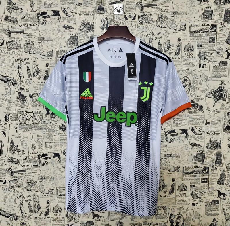 Looking for Juventus Gear in the USA. Find Out How to Get Official Juve Apparel Here