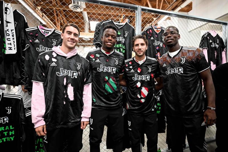 Looking for Juventus Gear in the USA. Find Out How to Get Official Juve Apparel Here