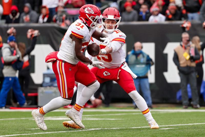 Looking for Kansas City Chiefs Gear Near You in 2023: The 15 Best Places to Find Chiefs Jerseys, Apparel, and Merchandise
