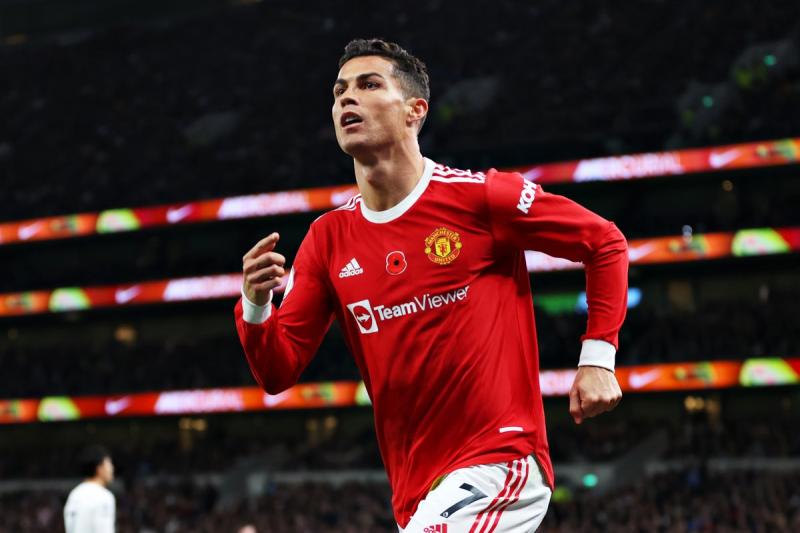 Looking for Manchester United Gear Locally: Uncover 15 Amazing Local Spots to Find Authentic Man U Merch