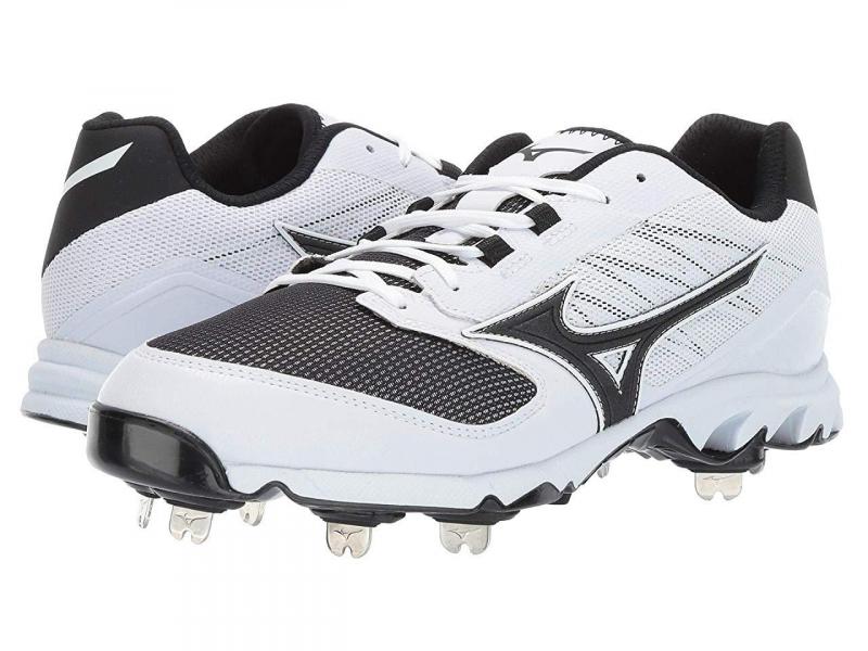 Looking for Metal Softball Cleats This Year. : Discover the Best Mizuno 9 Spike Options