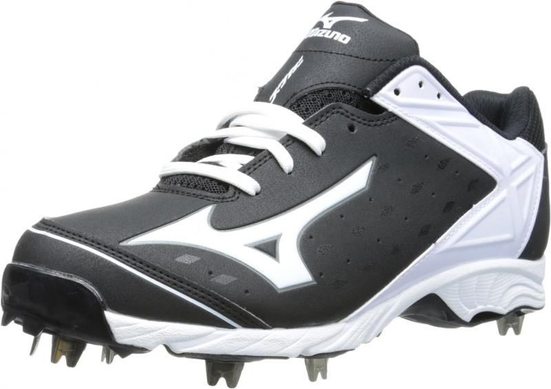 Looking for Metal Softball Cleats This Year. : Discover the Best Mizuno 9 Spike Options