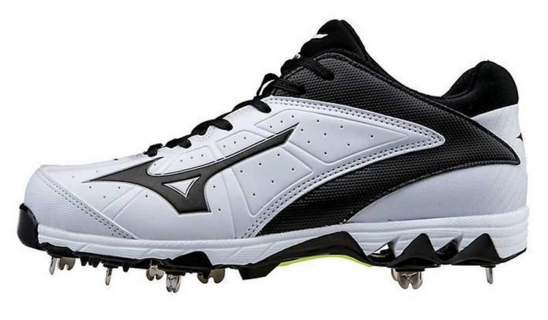 Looking for Metal Softball Cleats This Year. : Discover the Best Mizuno 9 Spike Options