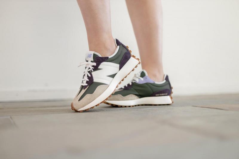 Looking for New Balance 327s: Discover Where to Find the Hottest New Balance Sneakers