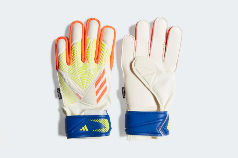 Looking For New Goalie Gloves This Year. Discover The Top Gloves To Up Your Game