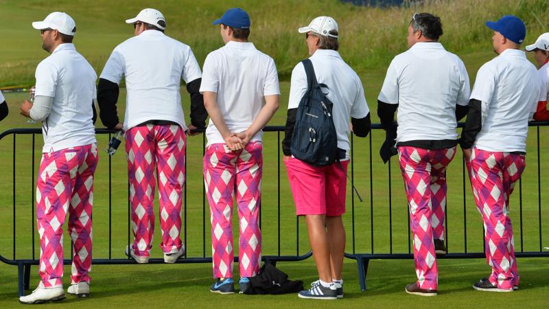 Looking for New Golf Shorts This Season: Discover the Hottest Red Golf Shorts for Men in 2023