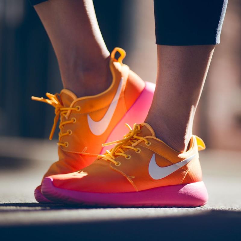Looking for New Sneakers This Year. Discover the Best Women
