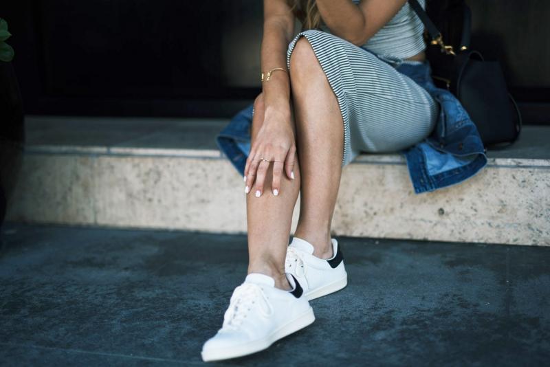 Looking for New Sneakers This Year. Discover the Best Women