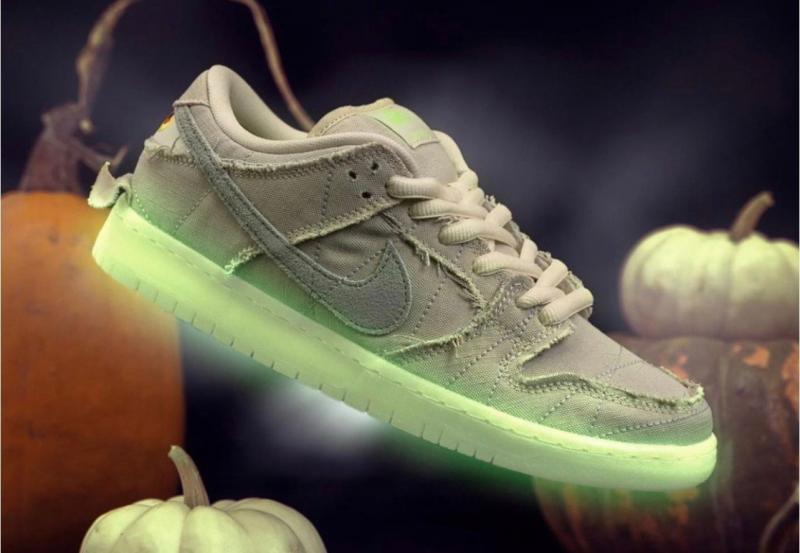 Looking for New Sneakers This Year. Discover the Best Women
