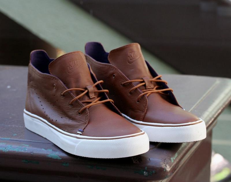 Looking for New Sneakers This Year. Discover the Best Women