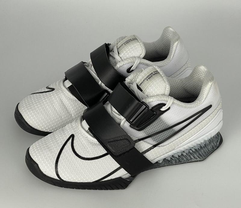Looking for Nike Romaleos 4: How to Find the Weightlifting Shoe Near You