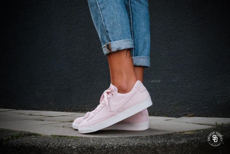 Looking for Nike