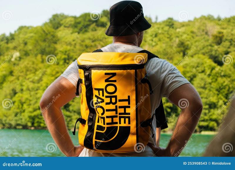 Looking for North Face Backpacks for Women. : Discover the 15 Best Styles for 2023