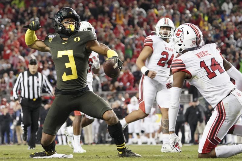 Looking for Oregon Ducks Lacrosse Gear This Season. 15 Must-Have Items to Get You Game Ready