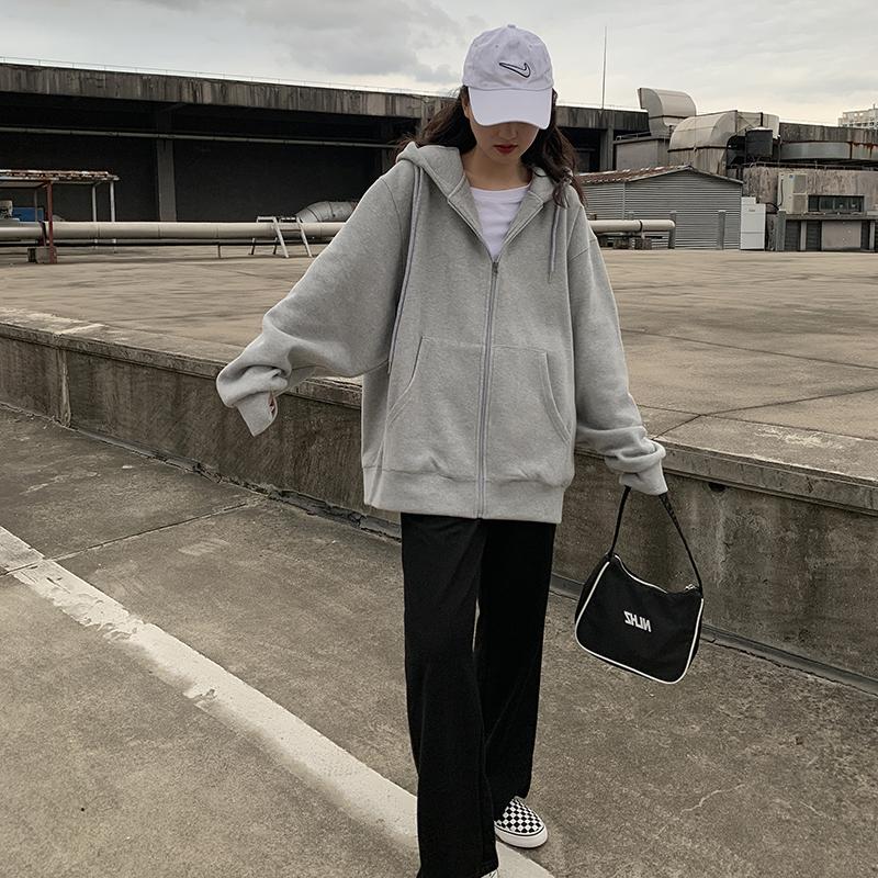 Looking for Oversized Hoodies: Why Large Hoods Are Trending Today