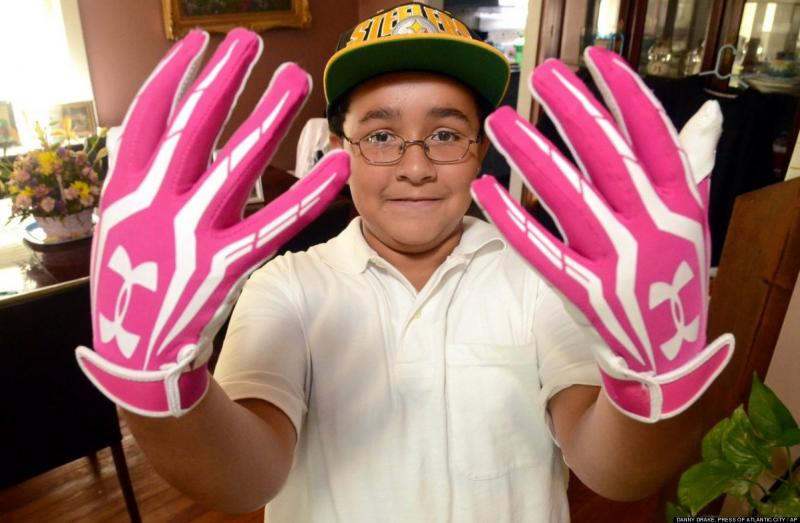 Looking for Pink Football Gloves. The Top Styles to Try in 2023