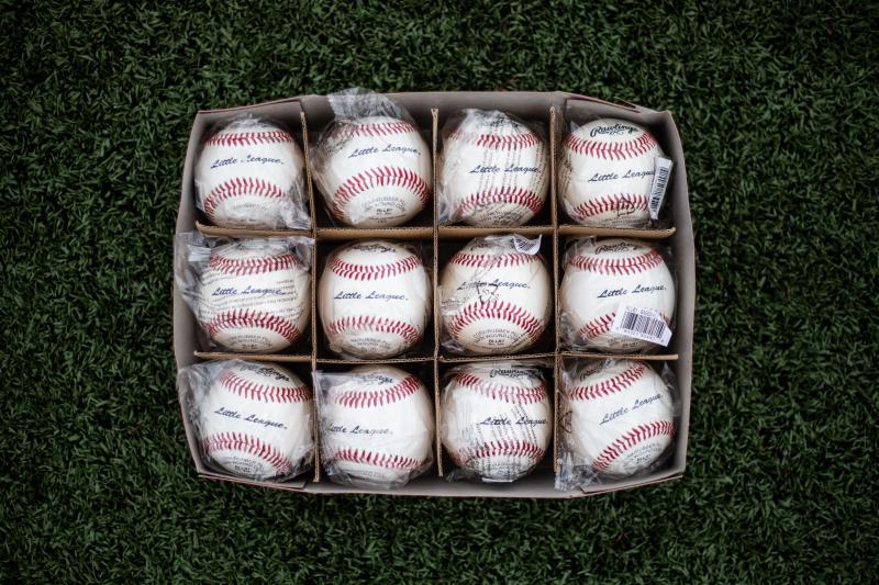 Looking for Quality Baseball Gear This Season. Try These Rawlings RCAL1 Baseballs