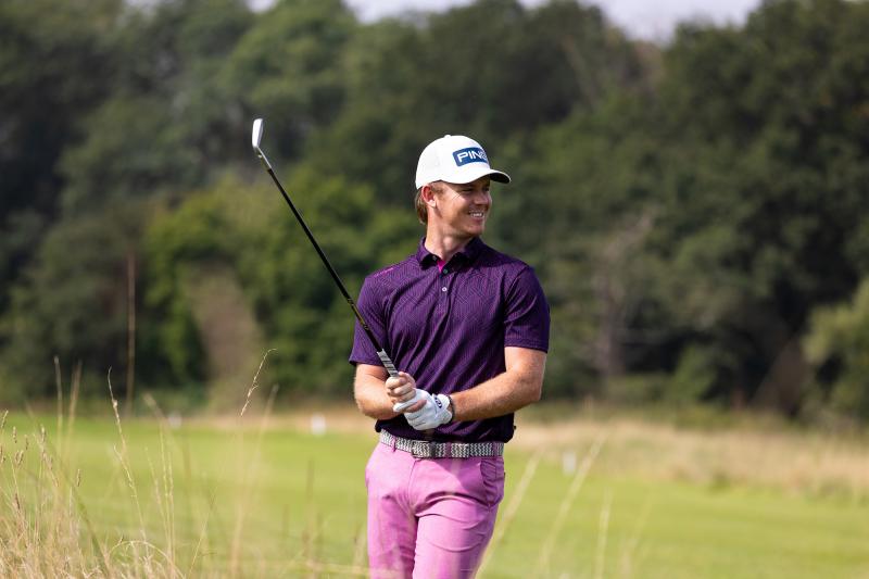 Looking for Quality Golf Apparel this Year: Walter Hagen is a Timeless Golf Brand