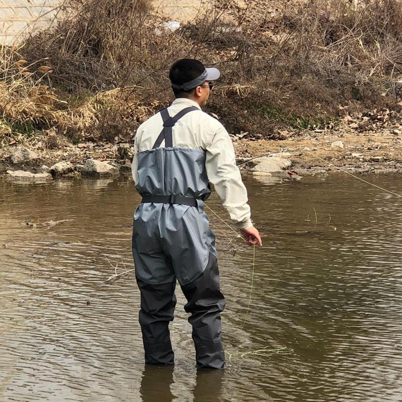 Looking for Quality Hip Waders. 10 Tips to Find the Perfect Pair