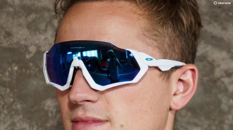 Looking for Quality Oakley Sportswear. Here are 15 Must-Knows for 2023