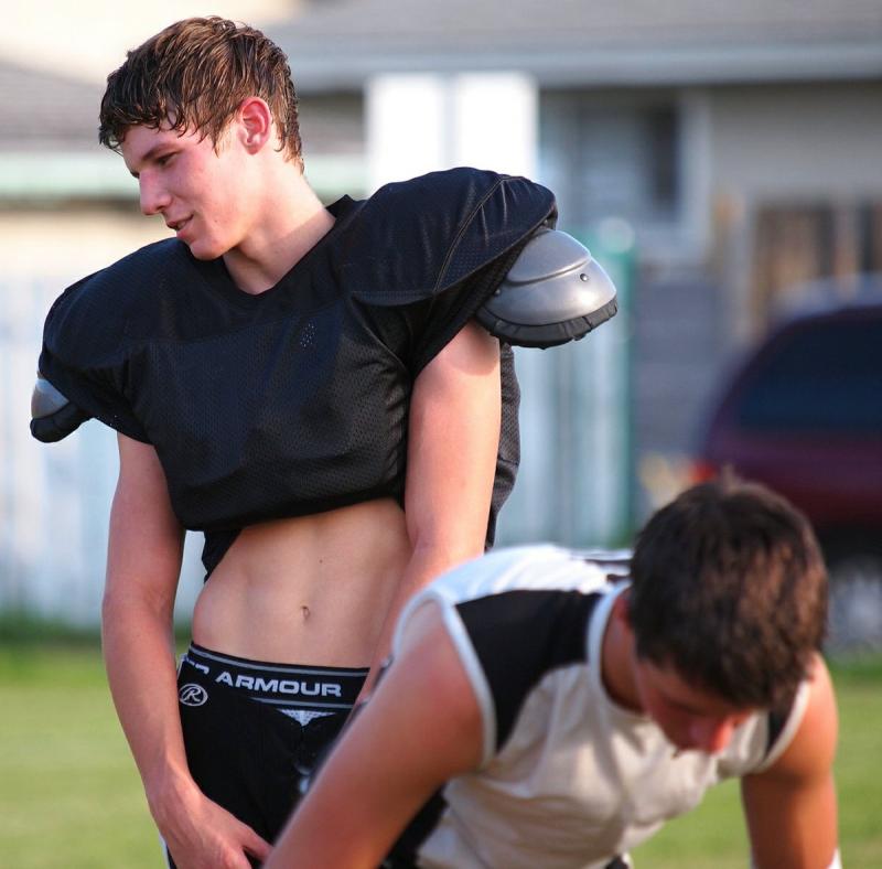 Looking for Quality Sports Gear: Why Shoppers Trust McDavid Sportswear
